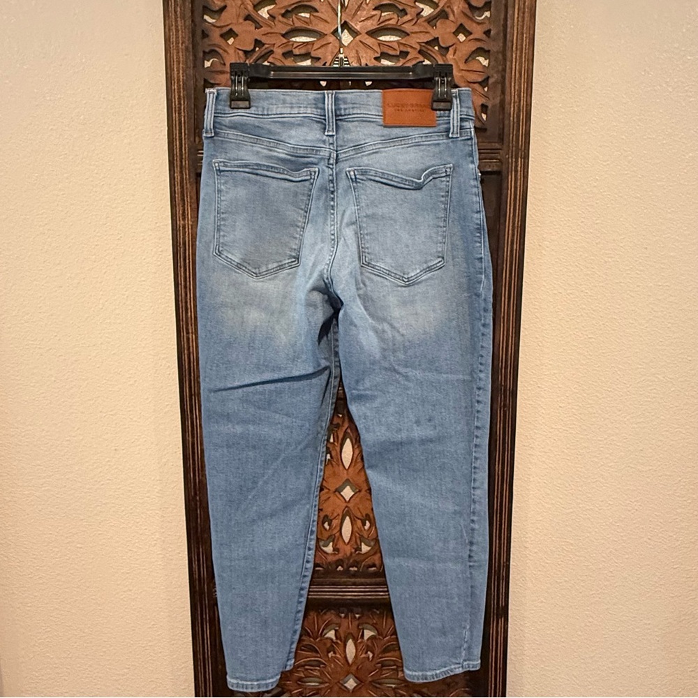 Lucky Brand Light Blue High-Rise Crop Button-Fly Jeans - Picture 4 of 4